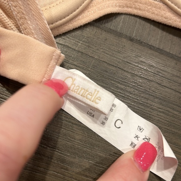 Chantelle Aeria Convertible Bra - Picture 10 of 11